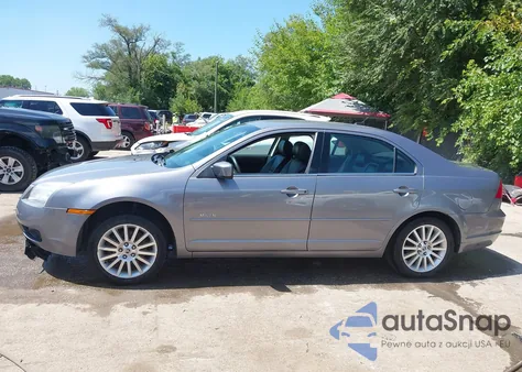 2007 Mercury Milan V6 Premier z USA, uszkodzony, nr VIN 3MEHM08177R652630